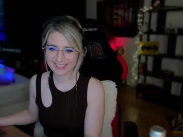 hardcore cam girl kimilee22 image #2748040