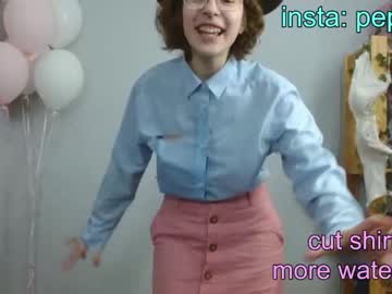 hardcore cam girl lovely_leeeya image #2245277