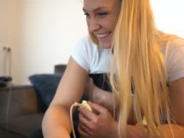 hardcore cam girl siswet19 image #2494919