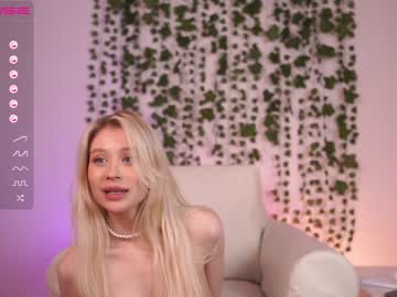 hardcore cam girl shycinderella image #3275974