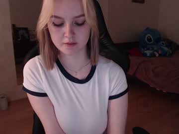 hardcore cam girl lovely_kisses image #1762440