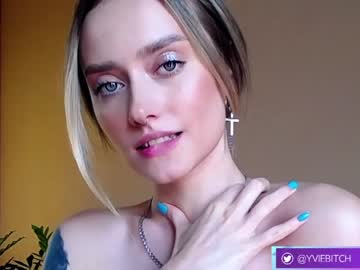hardcore cam girl _yvie_ image #2232528