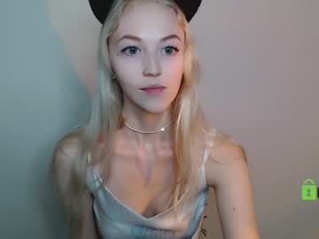 hardcore cam girl modest_elizabeth image #2442855