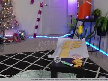 hardcore cam girl petitebrat image #3932821