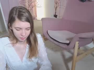 hardcore cam girl ellaxsunrise image #2389582