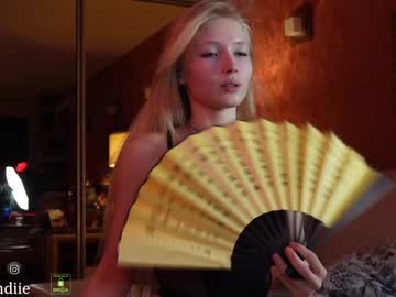 hardcore cam girl bestblondiiecb image #3947305
