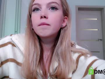 hardcore cam girl small_blondee image #2250238
