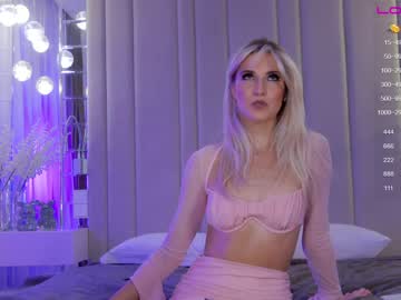 hardcore cam girl krissone image #2447879