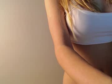 hardcore cam girl trixie_taylor image #2654221