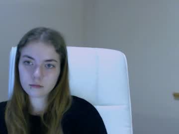 hardcore cam girl zoey_deuttch image #2446455