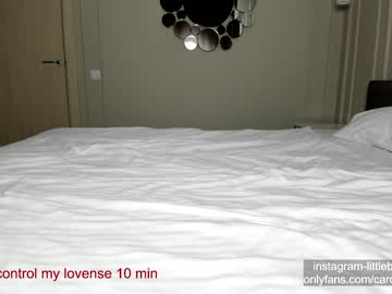 hardcore cam girl carolinaherera image #2909377