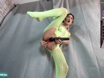 hardcore cam girl bewbimiya image #2886254