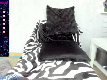 hardcore cam girl sassyt33n image #2999012