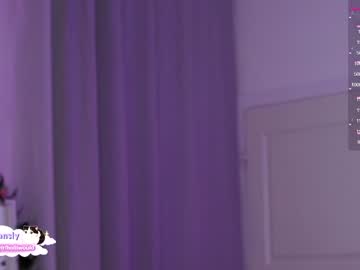 hardcore cam girl holliwould_ image #2367592