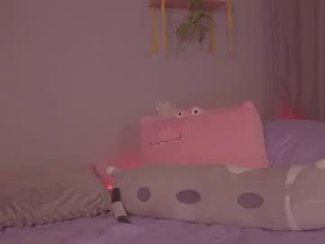 hardcore cam girl kittenmoon_ image #2439231