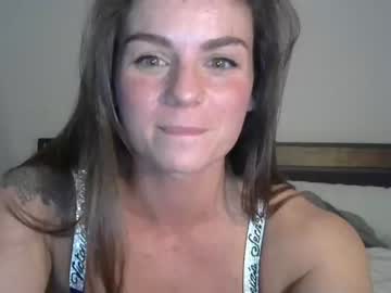 hardcore cam girl foxyelle24 image #2888949
