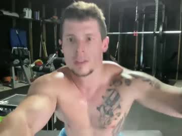 hardcore cam man browneyedmuscleboy32 image #3445393