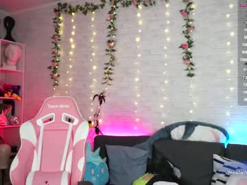 hardcore cam girl holliwould_ image #1276819