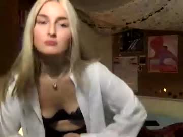hardcore cam girl emishearts image #1823536