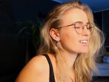 hardcore cam girl linellali image #1925451