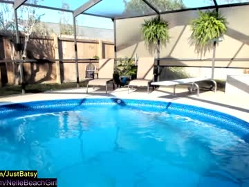 hardcore cam girl nellebeachgirl image #300344