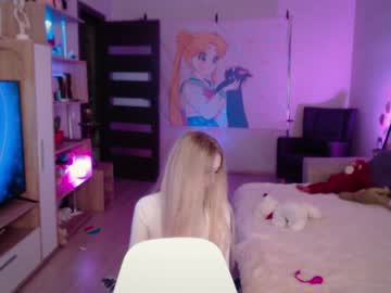 hardcore cam girl gudeeetama image #204854