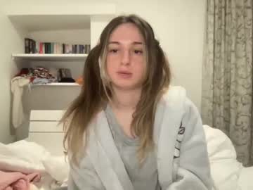 hardcore cam girl lilmills image #708373