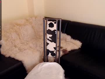 hardcore cam girl cherry_deee image #350696