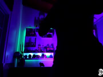 hardcore cam girl yesikasaenz image #1211784