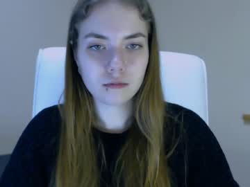 hardcore cam girl zoey_deuttch image #2446730