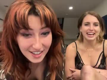 hardcore cam girl sluttylilsister image #4097045