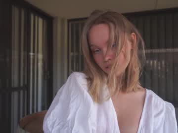 hardcore cam girl bibi_it_is image #2431625