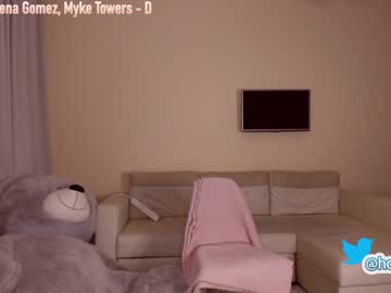 hardcore cam girl hollyextra image #902253