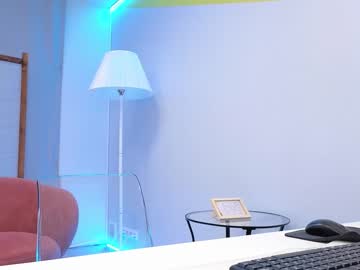 hardcore cam girl lovlybambi image #4136588