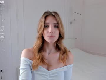 hardcore cam girl alishaamelia image #3638363
