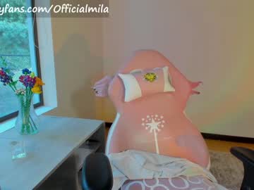 hardcore cam girl milaaofficial image #4036120