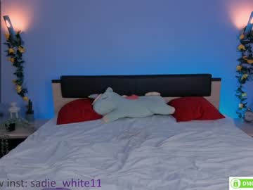 hardcore cam girl foxhilary image #1519017