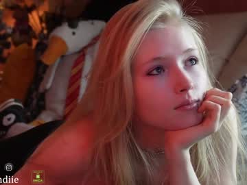 hardcore cam girl bestblondiiecb image #3927812