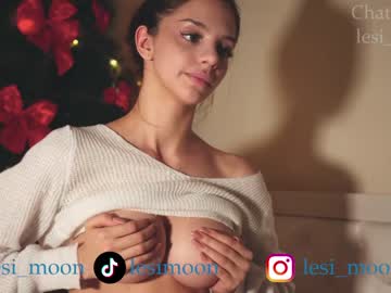 hardcore cam girl lesi_moon image #3979150