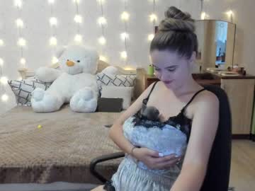 hardcore cam girl emmika_ image #1592444