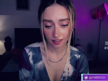 hardcore cam girl _yvie_ image #3233036