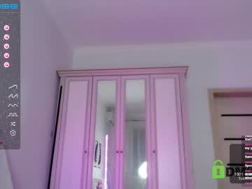 hardcore cam girl small_blondee image #2264466