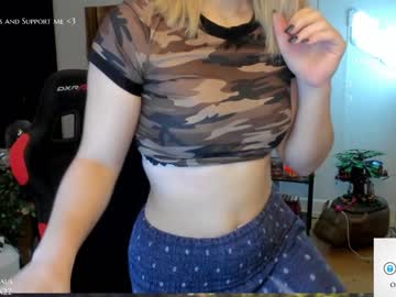 hardcore cam girl kimilee22 image #108044