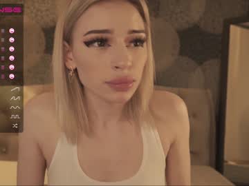 hardcore cam girl crystalreves image #1018140