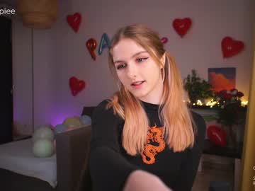 hardcore cam girl pixie_pie image #2405600