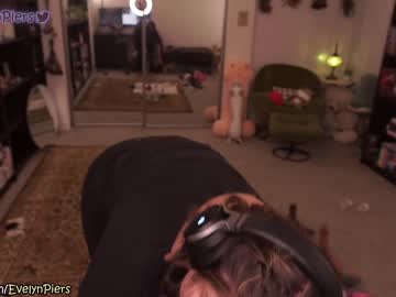hardcore cam girl evelynpiers image #3187807
