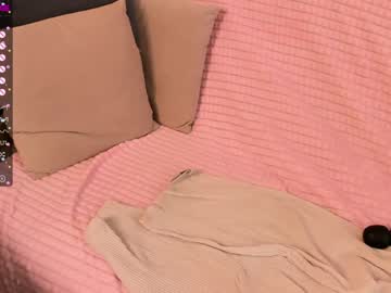 hardcore cam girl emilia_me image #1390071