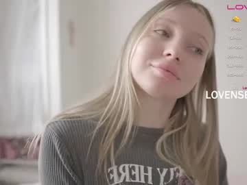 hardcore cam girl pureangeldolores image #4079596