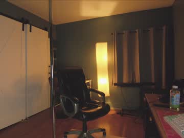 hardcore cam girl aynmarie image #4177662
