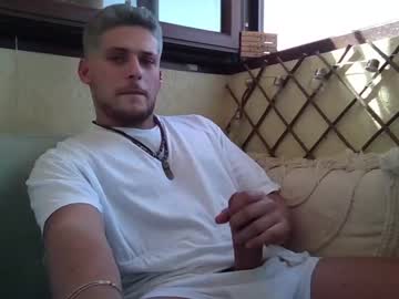 hardcore cam man roberto_twink1 image #3481247